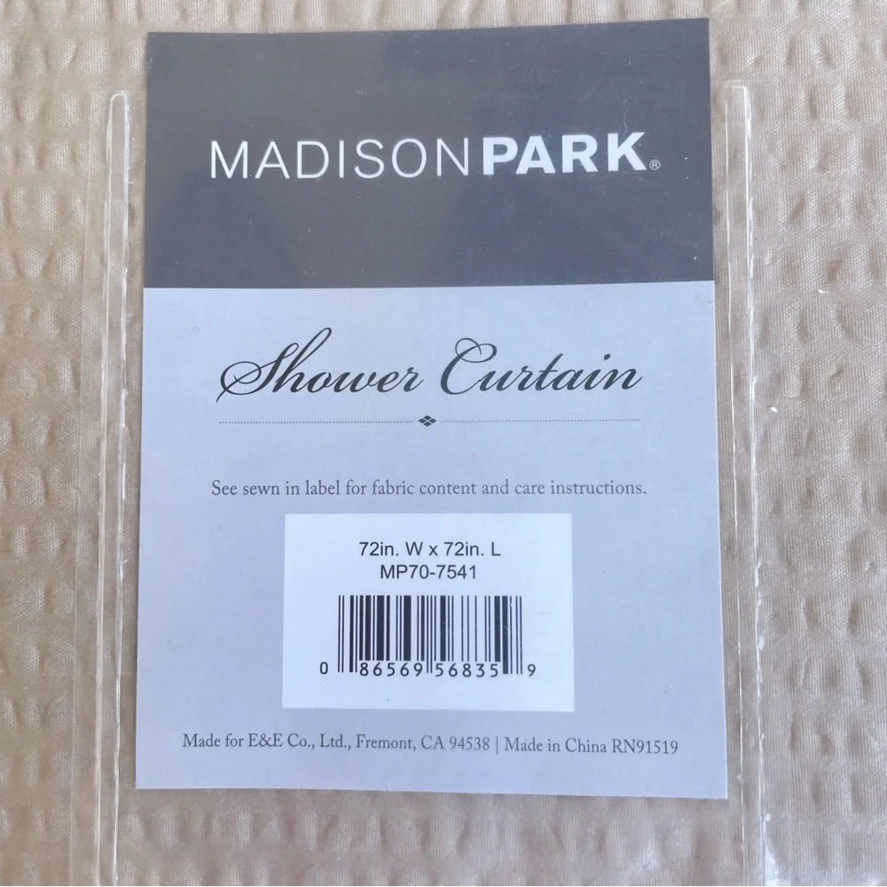 Madison Park Ara Ombre Printed Fabric 72